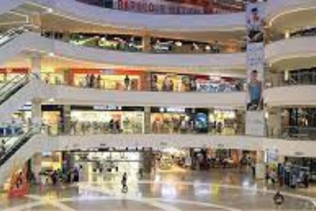 How to reach 82 East Srmt Mall & Multiplex City Pithapuram 82 east srmt mall & multiplex