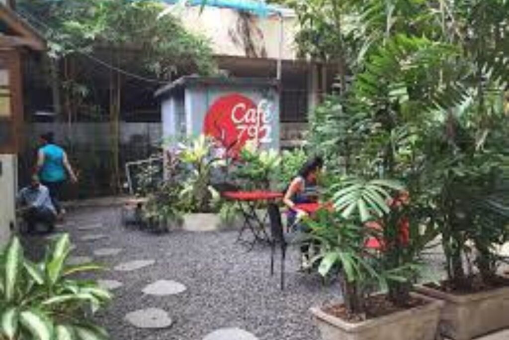 How to reach Cafe 792 City Mumbai cafe 792