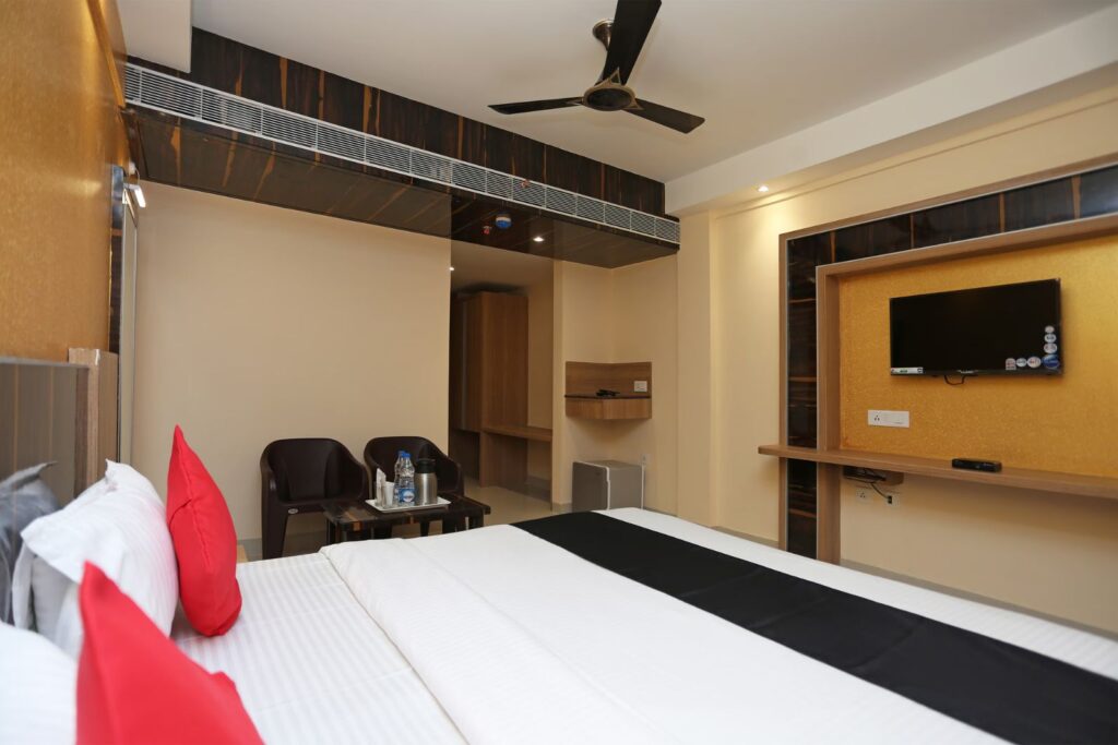 How to reach Capital O 28224 Victoria Royal In Odisha capital o 28224 victoria royal