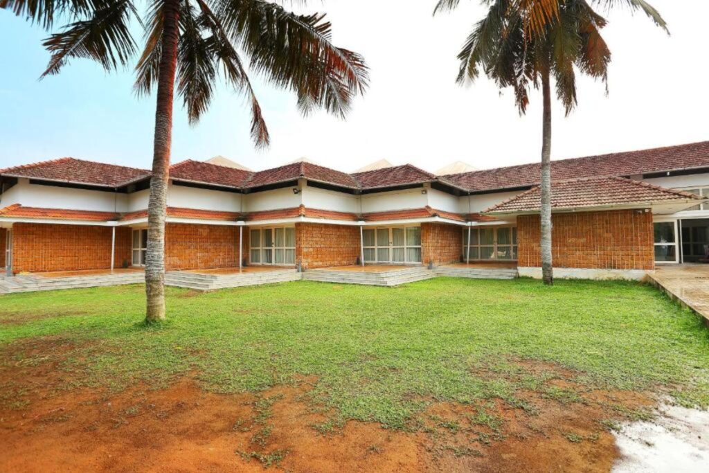 How to reach Capital O 29855 Island Inn capital o 29855 island inn