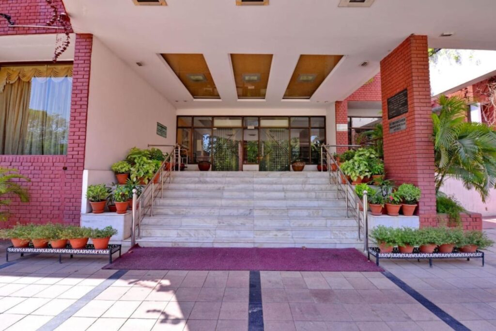 How to reach Hotel Park View Sector 24 Chandigarh hotel park view sector 24 chandigarh