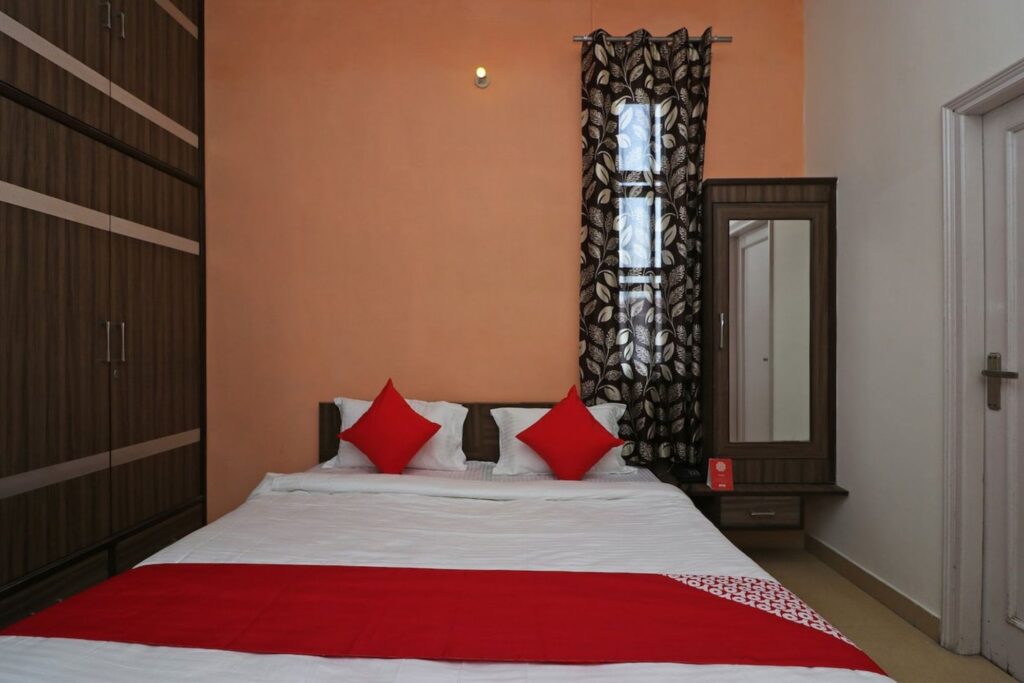 How to reach Oyo 23246 Mann Bed And Breakfast City Rajpura oyo 23246 mann bed and breakfast