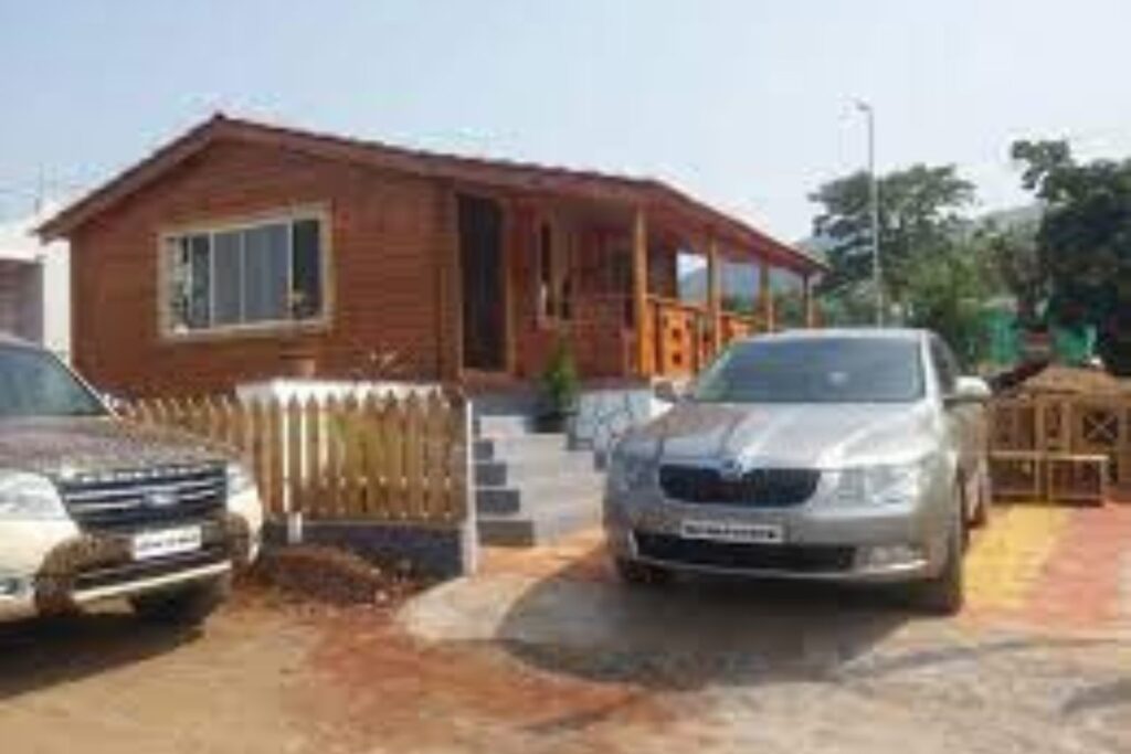 How to reach Platinum 52 Resort Hotel Maharashtra platinum 52