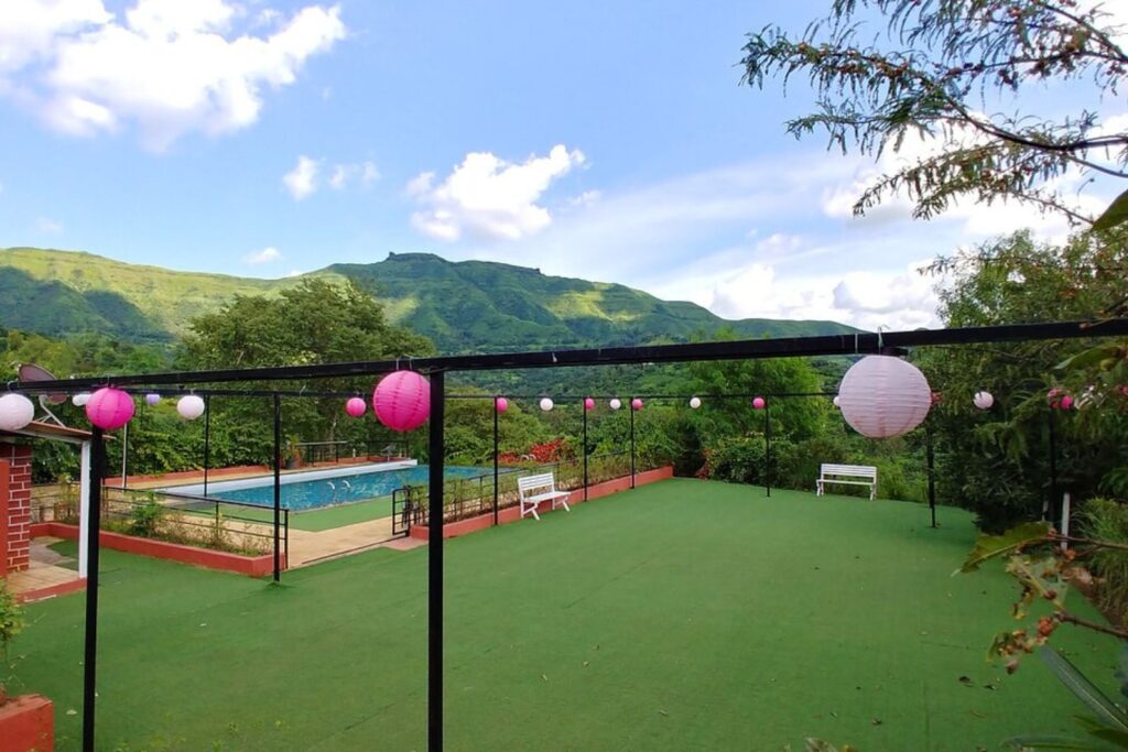 How to reach Platinum 52 Resort Hotel Maharashtra platinum 52 resort