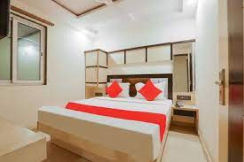 oyo 24838 hotel neelam