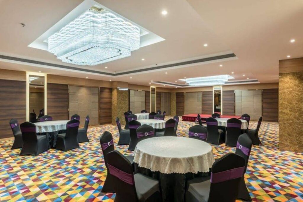 How to reach Seasons 24 Banquets City Pune seasons 24 banquets